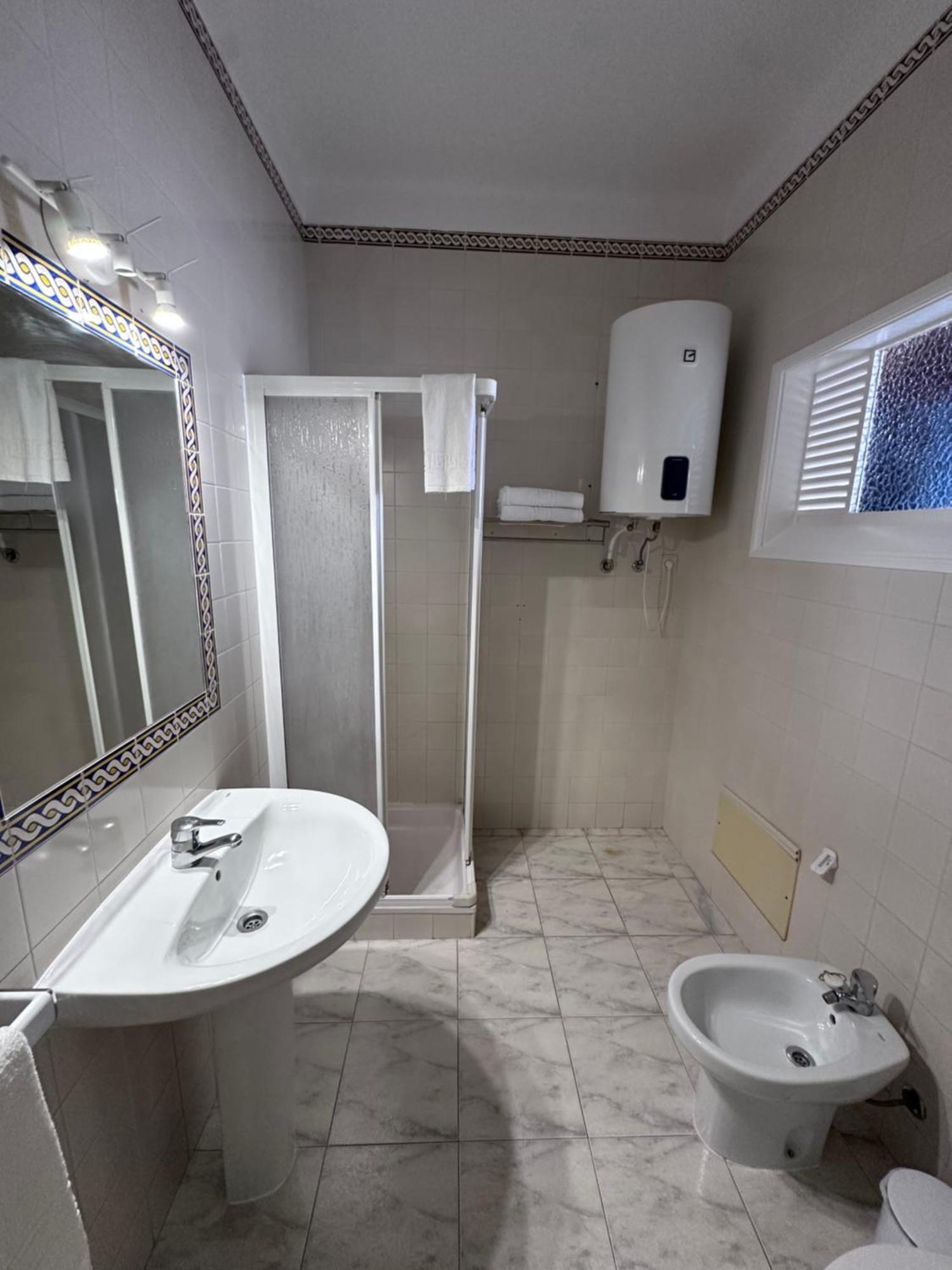 مبيت وإفطار Arcada House تافيرا المظهر الخارجي الصورة